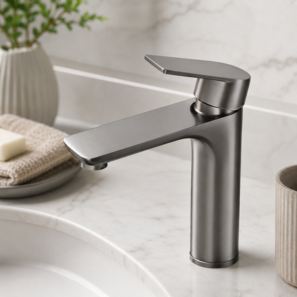 Modern Single-Handle Bathroom Faucet with Soft Aerated Water Flow